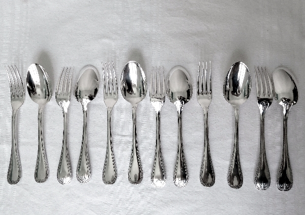 Fourchette de table en métal argenté, Christofle, modèle Malmaison (style Empire)