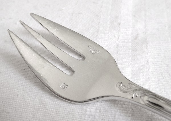 Christofle : silver plated fork for oisters, Marly pattern