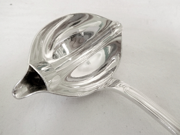 Christofle : silver plated sauce ladle, Marly pattern