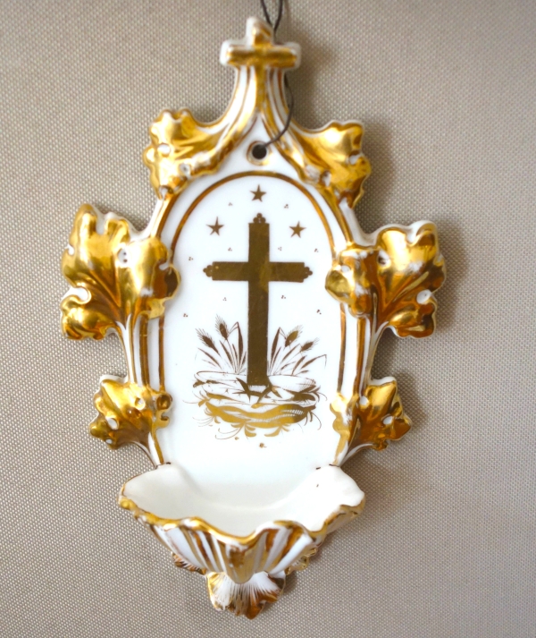 19th century Paris porcelain stoup enhanced with fine gold circa 1840