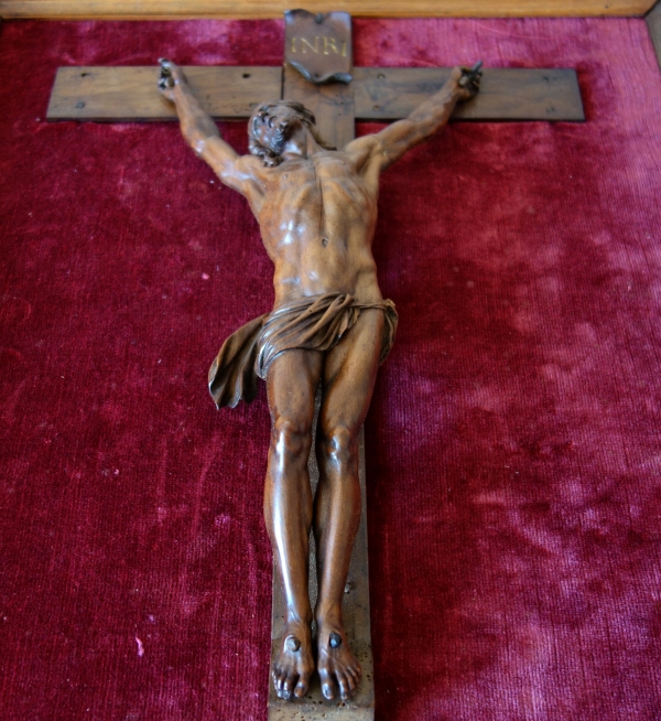 Christ on the Cross, rare late 17th century sculpture made of Bagard wood, Louis XIV period