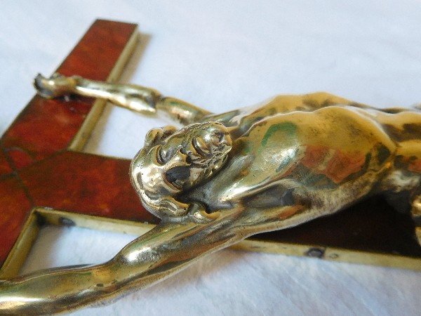 Crucifix, Christ en bronze sur croix en écaille de tortue, époque Louis XIV, XVIIe siècle