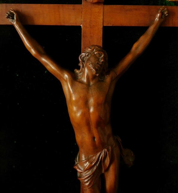 Christ on the Cross, rare early 18th century sculpture made of Bagard wood, late Louis XIV period