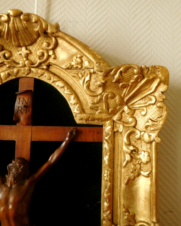 Christ on the Cross, rare early 18th century sculpture made of Bagard wood, late Louis XIV period