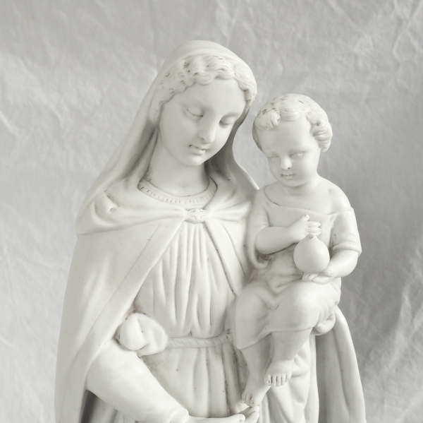 Grande Vierge à l'Enfant en biscuit de porcelaine d'époque Napoléon III
