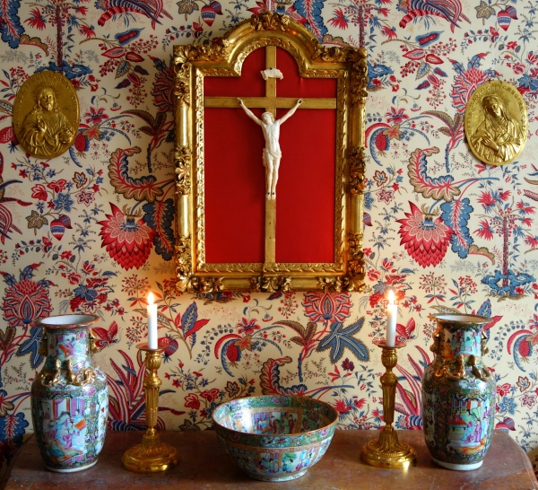 Paire de plaques de dévotion Louis XIV - Jésus et Sainte Vierge en bronze ciselé & doré au mercure