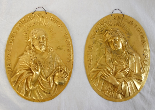 Paire de plaques de dévotion Louis XIV - Jésus et Sainte Vierge en bronze ciselé & doré au mercure