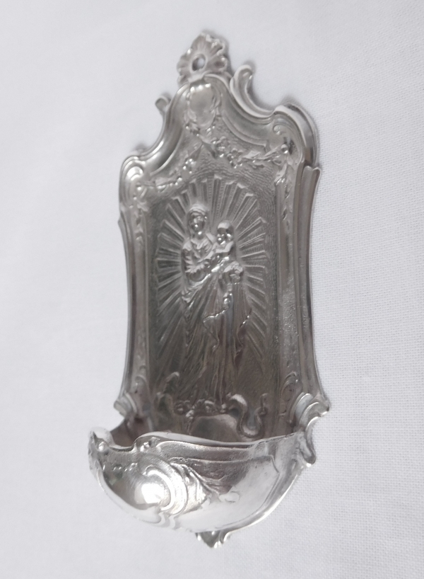 Bénitier de style Louis XV en argent massif à la Vierge à l'Enfant, poinçon Minerve