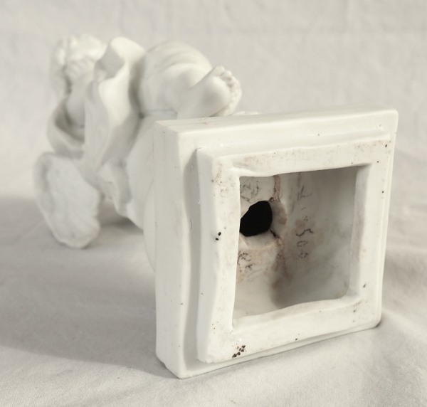 Statue d'Ange Gardien, biscuit de porcelaine XIXe siècle, objet religieux traditionaliste