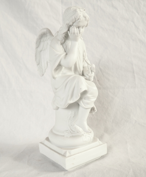 Statue d'Ange Gardien, biscuit de porcelaine XIXe siècle, objet religieux traditionaliste