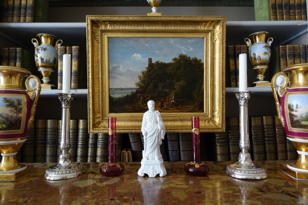 Statue de Saint Joseph en biscuit de porcelaine d'époque début XIXe siècle