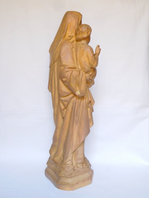 Virgin Mary and Jesus Child sculpture, grande statue XIXe en plâtre patiné terre cuite