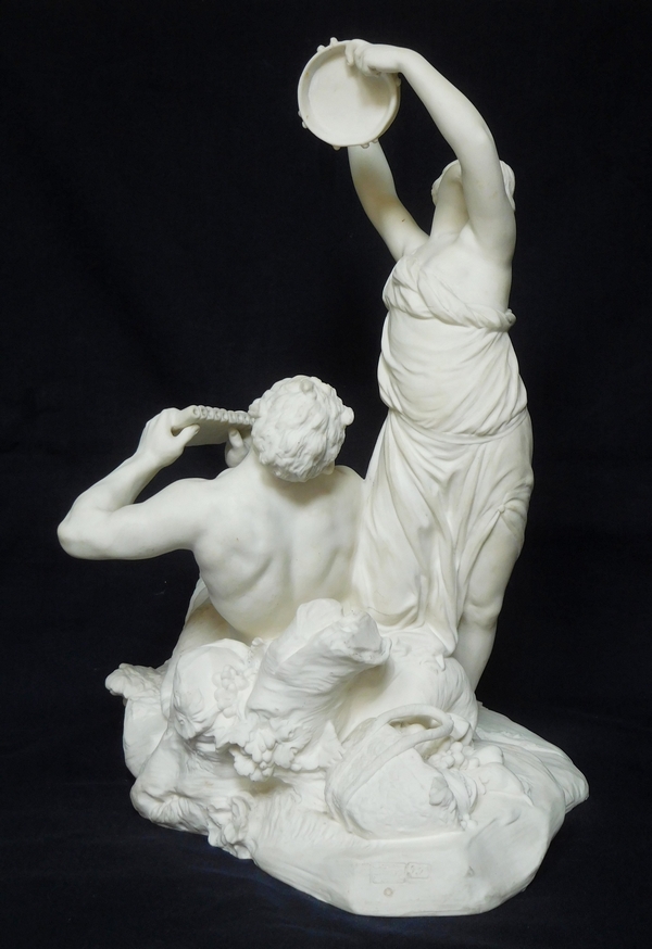 Scène allégorique en biscuit de porcelaine de style Louis XVI : le dieu Pan & la muse Erato - époque XIXe