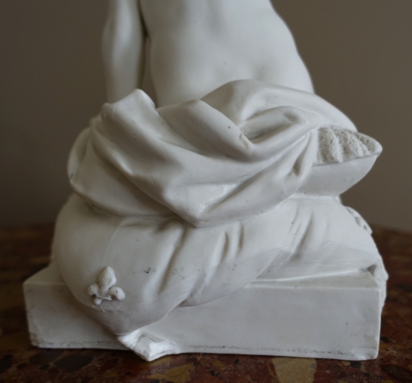 Madame Royale, Marie Thérèse Charlotte de France, l'enfant au coussin en biscuit attribué à Dagoty