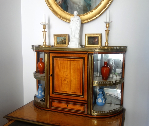 Saint Joseph, statue en biscuit de porcelaine, époque milieu XIXe siècle