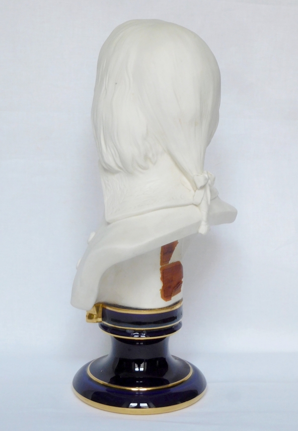 Sèvres porcelain biscuit bust of General Bonaparte - signed