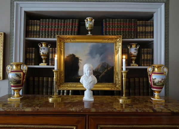 Tall biscuit bust featuring prince Louis XVII - 32cm