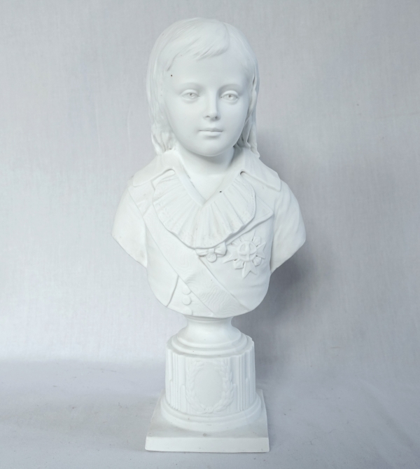 Tall biscuit bust featuring prince Louis XVII - 32cm