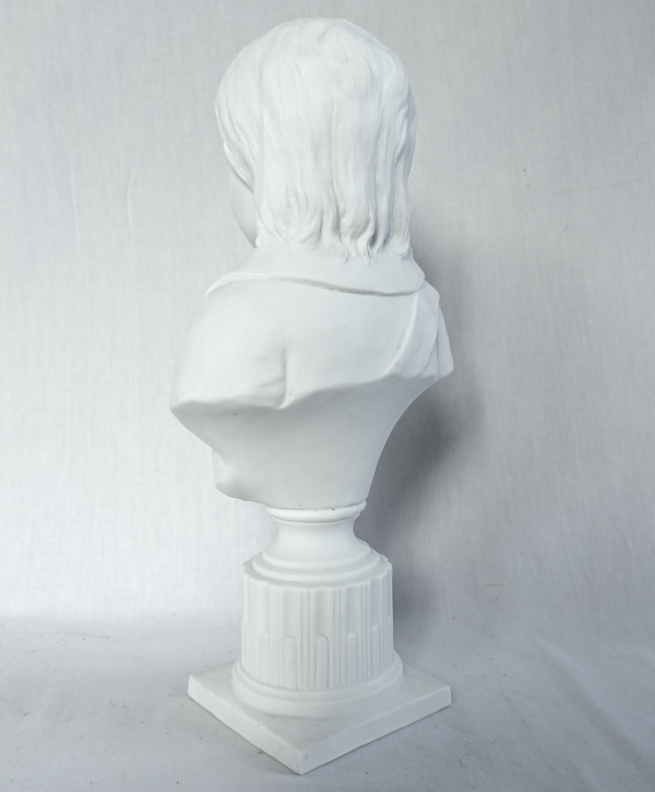 Tall biscuit bust featuring prince Louis XVII - 32cm