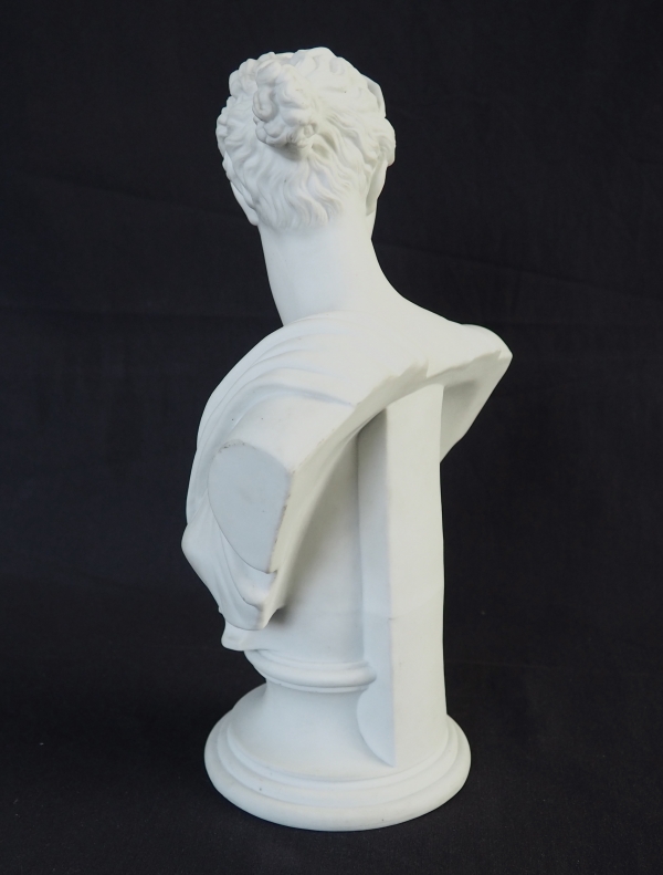 Bust of Diane de Versailles, neoclassical 19th century Paris porcelain biscuit - 28.3cm