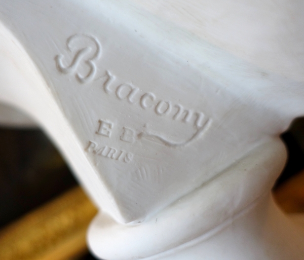 Tall goddess Diana biscuit bust after Houdon, neoclassical decoration