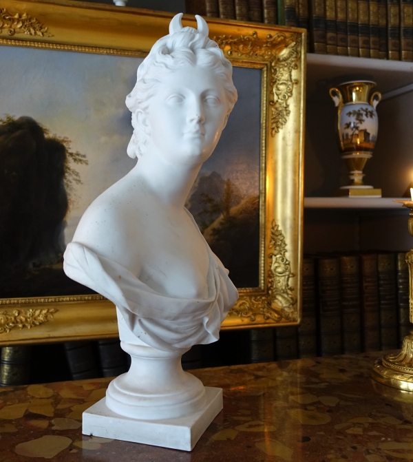Tall goddess Diana biscuit bust after Houdon, neoclassical decoration