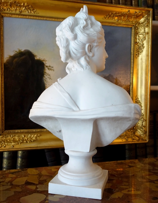 Tall goddess Diana biscuit bust after Houdon, neoclassical decoration