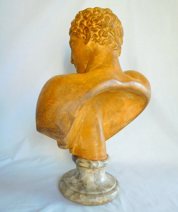 Buste à l'antique, Hermes de Praxitèle, plâtre patiné façon terre cuite et marbre - 51cm