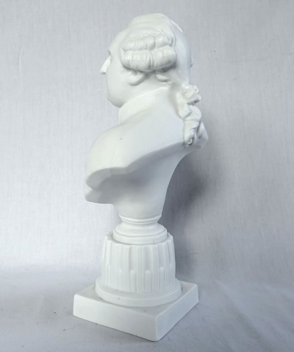 Porcelain biscuit bust featuring King Louis XVI after Boizot's work