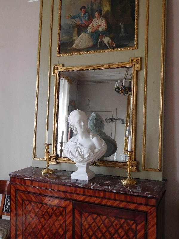 Porcelain biscuit bust of Countess du Barry, after Augustin Pajou