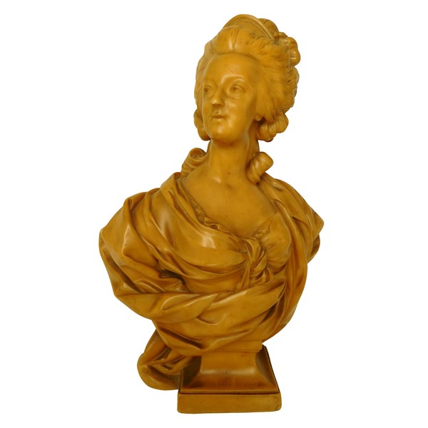 Buste de Marie-Antoinette Reine de France en cire - objet royaliste d'époque XIXe