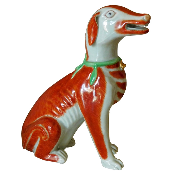 Chien de Qianlong en porcelaine de Chine, XVIIIe siècle