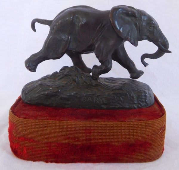 Barye : Senegal elephant running, 19th century bronze sculpture - Barbedienne
