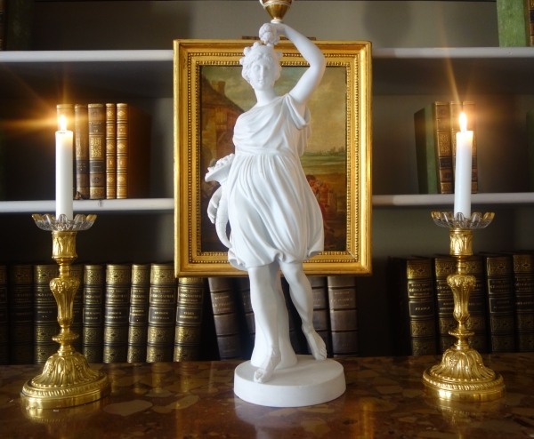 Tall neoclassical biscuit statue featuring Ceres - allegory of summer - 52cm