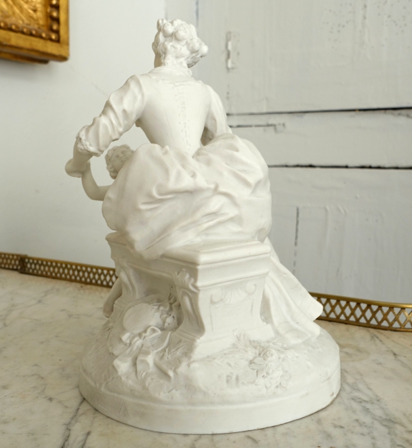 Manufacture de Sèvres : scène galante du XVIIIe siècle - la leçon à l'amour, biscuit signé