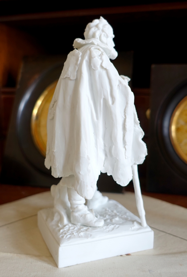 Mendiant ou gueux, statue en biscuit de porcelaine d'après Jacques Callot