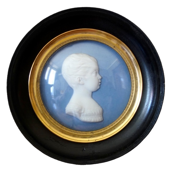 Sevres : miniature portrait of Duc de Bordeaux, biscuit in the manner of Wedgwood