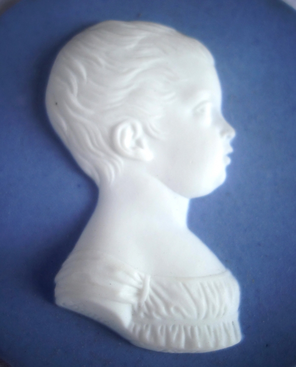 Sevres : miniature portrait of Duc de Bordeaux, biscuit in the manner of Wedgwood