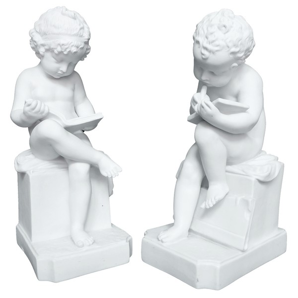 Paire de grands biscuits de porcelaine d'après Canova : putti, allégories de la lecture et de l'écriture