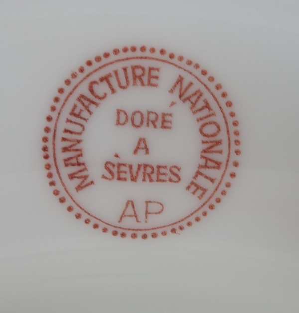 Sèvres : scène galante du XVIIIe siècle - allégorie du mariage, paire de groupes en biscuit - signés