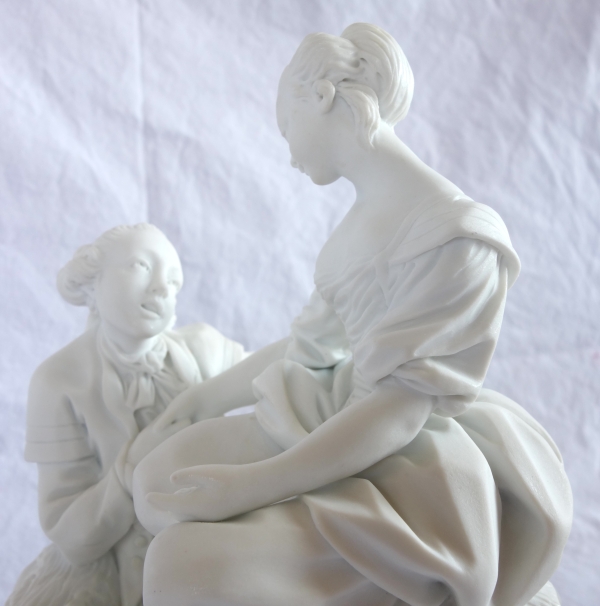 Sèvres : scène galante du XVIIIe siècle - allégorie du mariage, paire de groupes en biscuit - signés