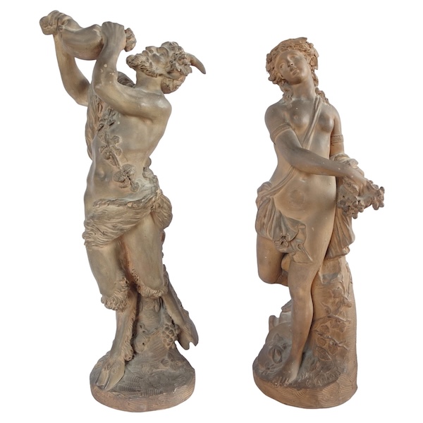 Paire de statues néoclassiques en terre cuite : Faune et Bacchante d'après Clodion