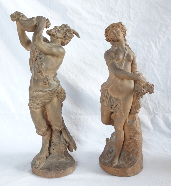 Paire de statues néoclassiques en terre cuite : Faune et Bacchante d'après Clodion