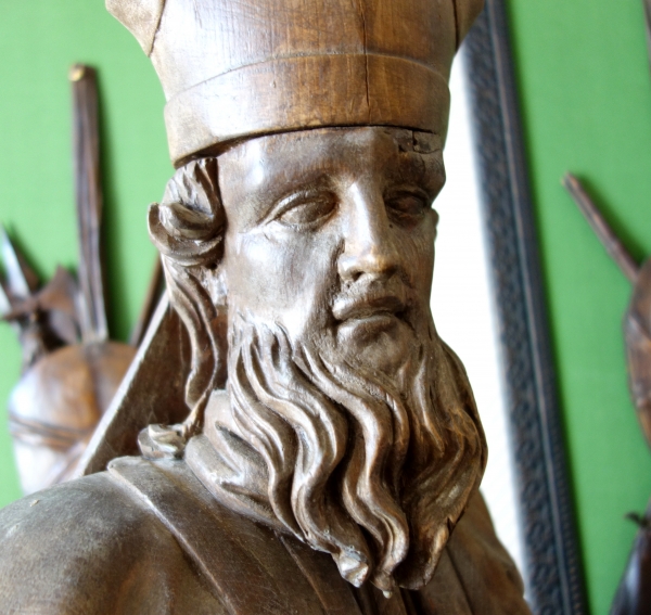 Tall sculpted wood statue picturing St. Augustine, Louis XIV period circa 1700 - 105cm