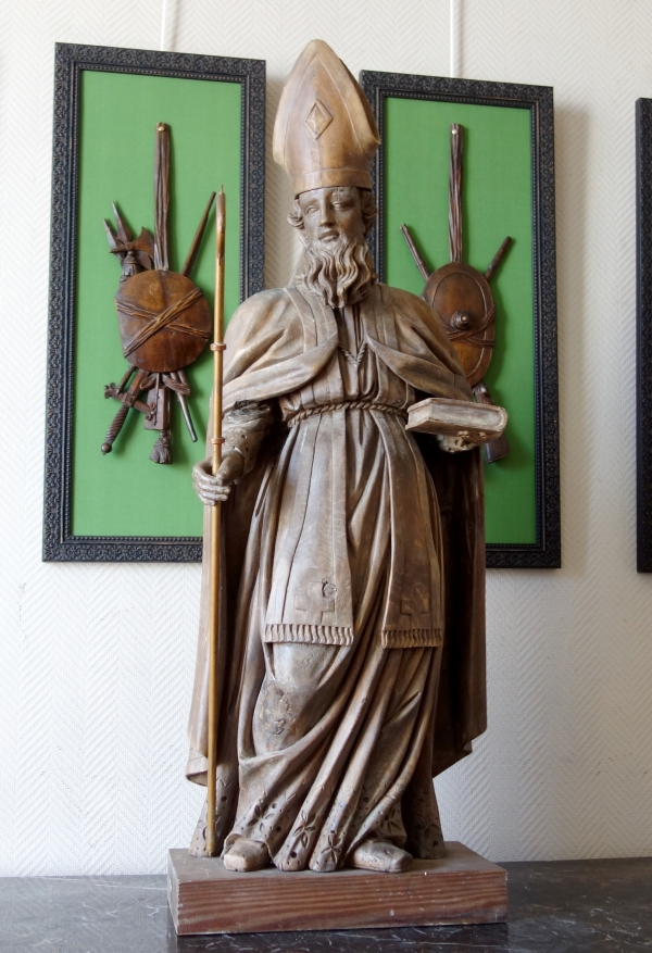 Tall sculpted wood statue picturing St. Augustine, Louis XIV period circa 1700 - 105cm