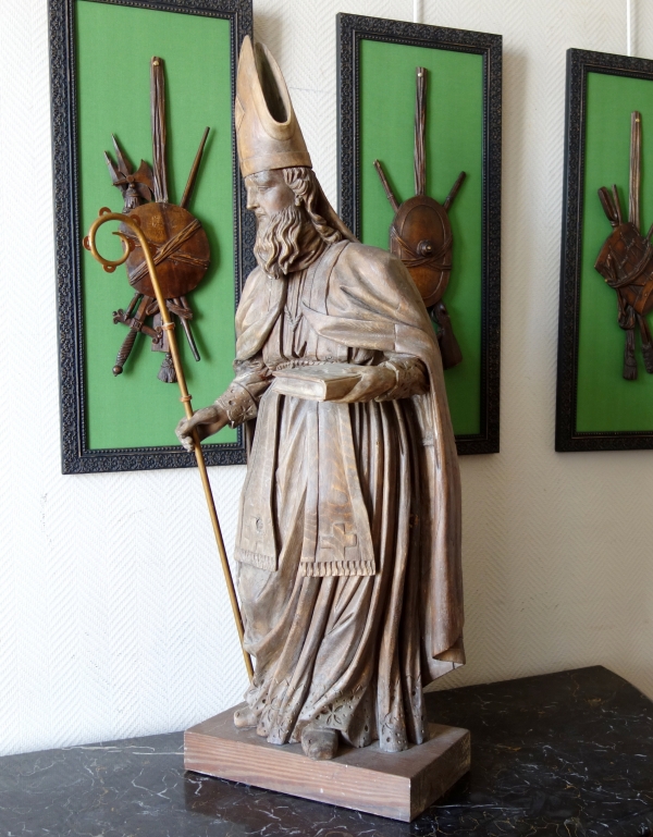 Tall sculpted wood statue picturing St. Augustine, Louis XIV period circa 1700 - 105cm