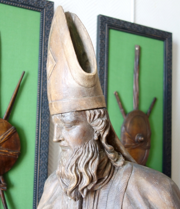 Tall sculpted wood statue picturing St. Augustine, Louis XIV period circa 1700 - 105cm