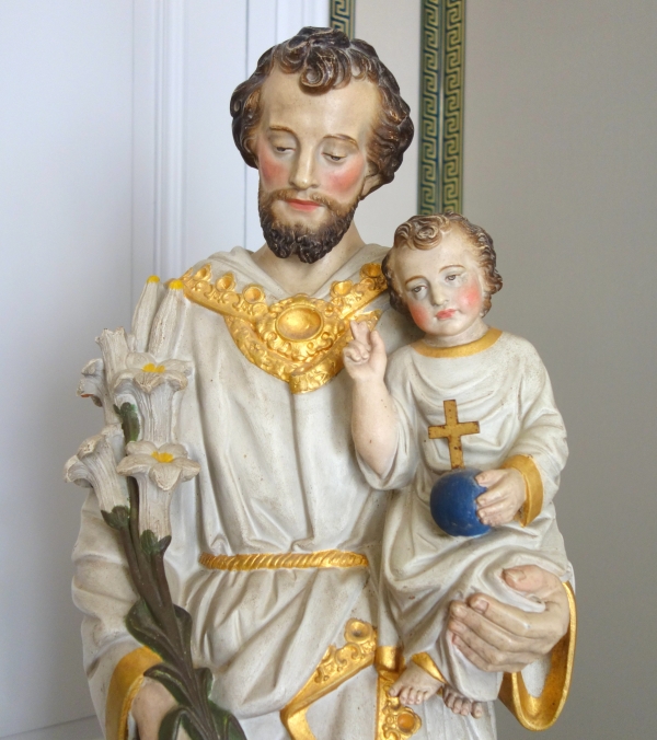 Grande statue de dévotion ou chapelle : Saint Joseph et l'Enfant Jésus - plâtre polychrome doré