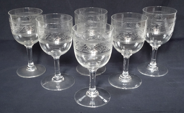 Baccarat crystal liquor glass, Athenian engraved pattern - 8.2cm
