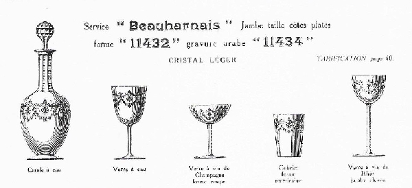 Carafe à eau / pichet / broc en cristal de Baccarat, modèle Beauharnais